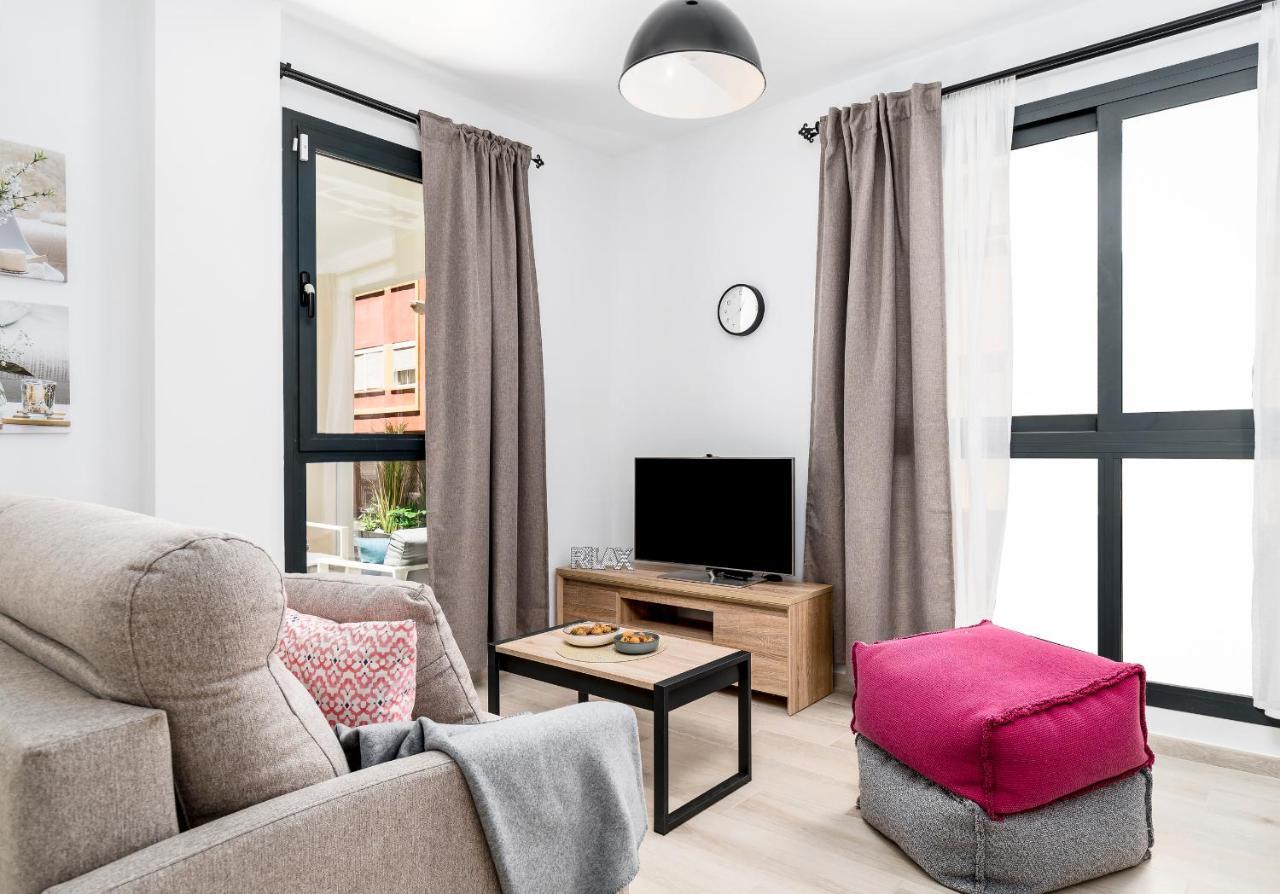Apartamento Deluxe Con Piscina, Terraza & Parking Malaga Bagian luar foto