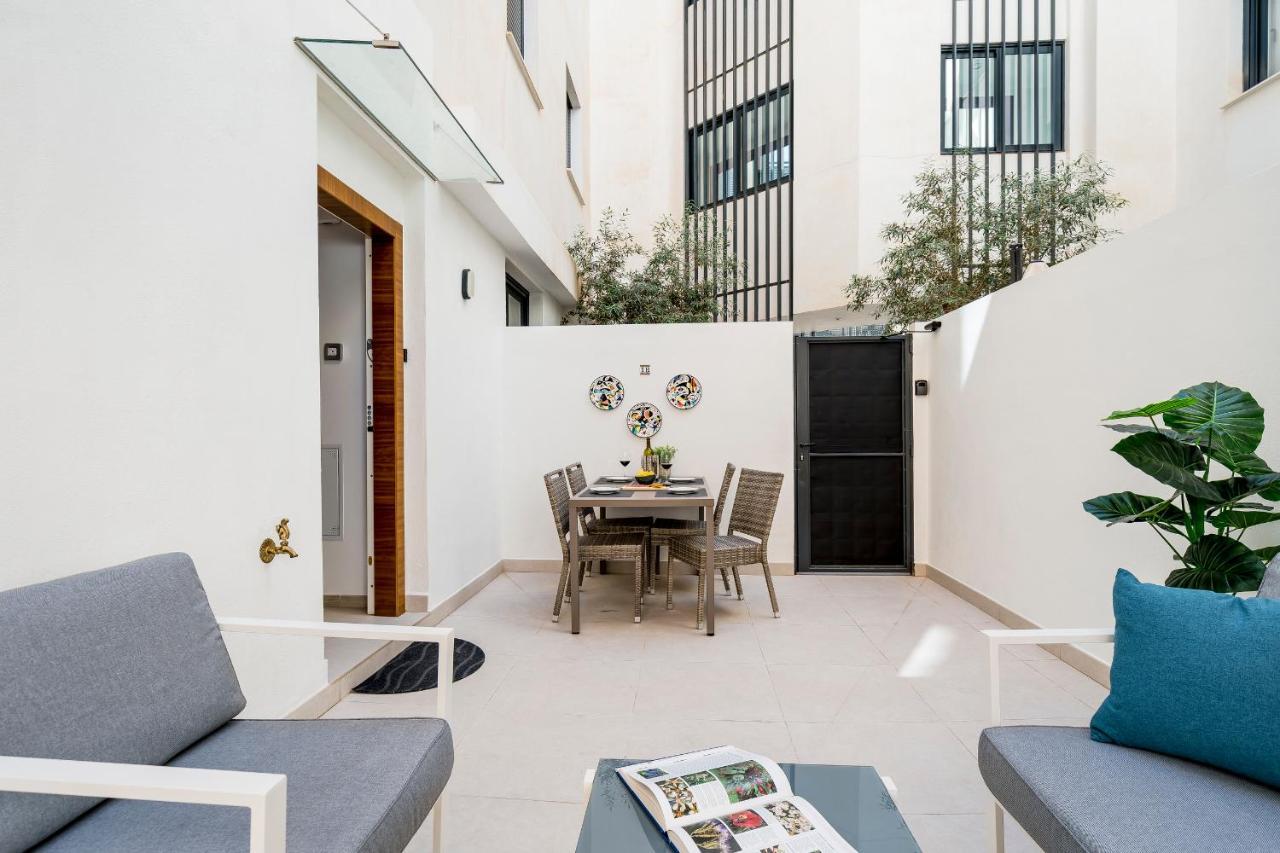 Apartamento Deluxe Con Piscina, Terraza & Parking Malaga Bagian luar foto